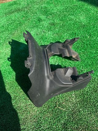 Chapa H Debajo Asiento Aerox