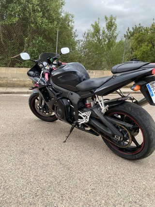 Yamaha R6