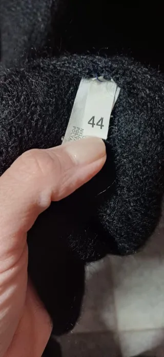 Maglione Chic donna nero con rosa