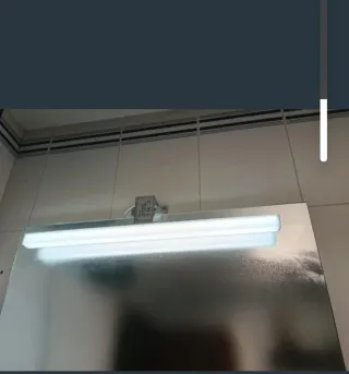 Lámpara LED para espejo