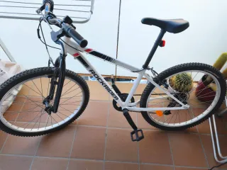 Bicicleta Decathlon 24 pollici