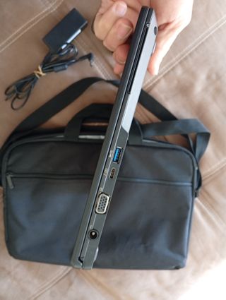 Portátil Fujitsu Negro con Accesorios