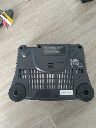 Consola Nintendo 64 completa + mando