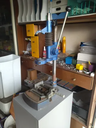 Colonna per trapano a colonna