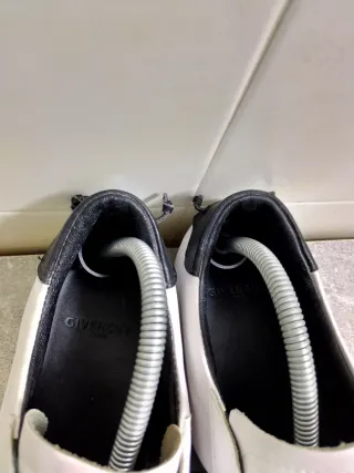 Givenchy Sneakers Uomo Bianche Nere