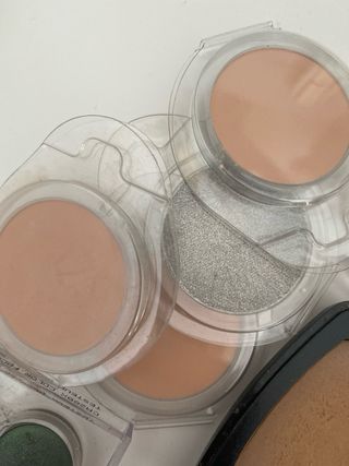 Lote Maquillaje: Sombras, Polvos y Lápiz