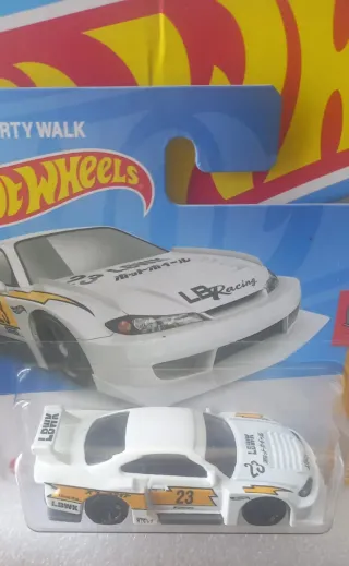 Hot Wheels LB Super Silhouette Nissan Silvia S15