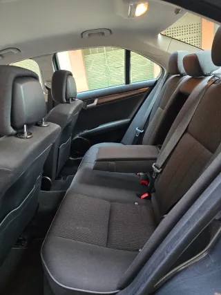 Mercedes-Benz C 200 2011