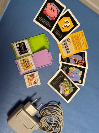 Nintendo NEW 3DS XL Azul + 3 juegos + 2 fundas