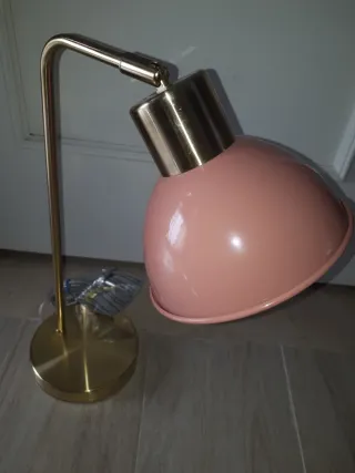 Lámpara MIA Maison du Monde rosa metal