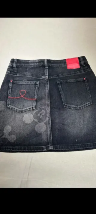 Falda Desigual Mickey Mouse Talla S y tengo M