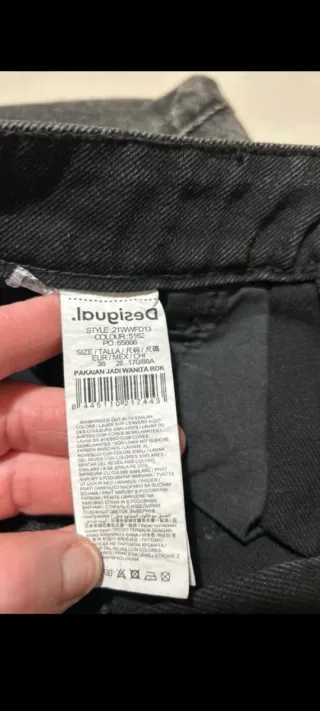 Falda Desigual Mickey Mouse Talla S y tengo M