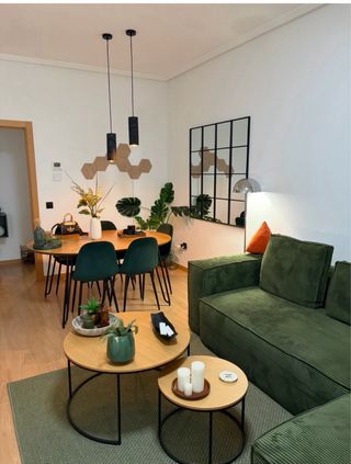 Mesa comedor madera y metal negro + 6 sillas