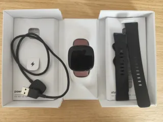 Fitbit Versa 3 Smartwatch Negro + pulsera recambio