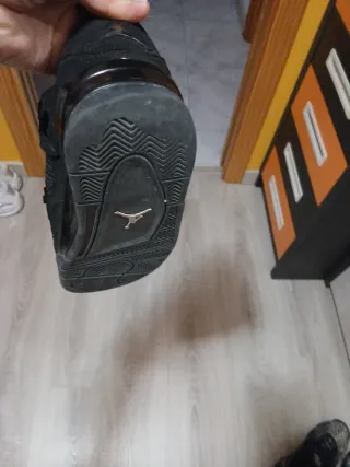 Zapatillas Jordan 4 Negras