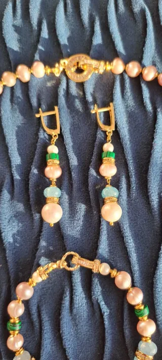 Conjunto Collar, Pendientes y Pulsera