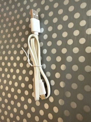 4 Cables USB-C + 1 Micro USB