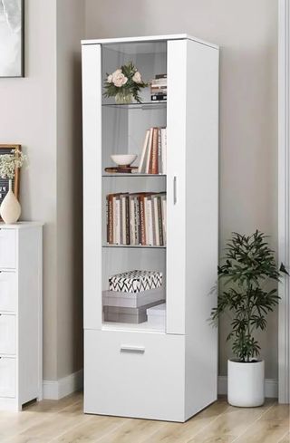 Mueble expositor blanco con puertas de cristal