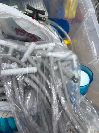 Sistema bebederos automáticos para pájaros