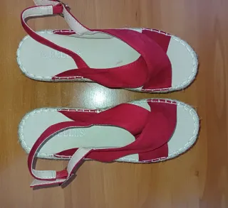 Sandalias rojas esparto BELLES