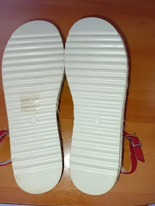 Sandalias rojas esparto BELLES