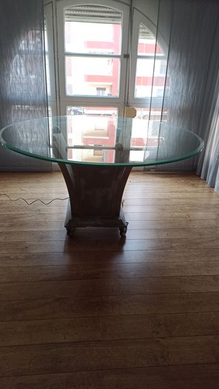 Mesa redonda cristal de 150 cm de diámetro.