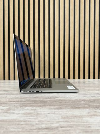 MacBook Pro 15" 2012 i7 8gb 256gb SSD