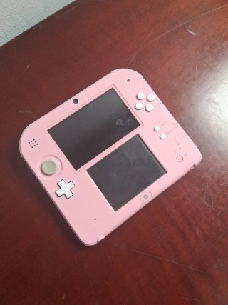 Nintendo 2DS Tomodachi Life Pink+White