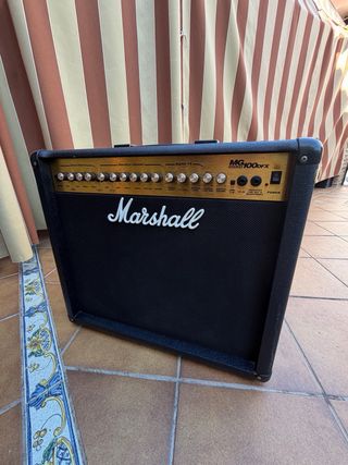 Amplificador Guitarra Marshall 100W MG100DFX