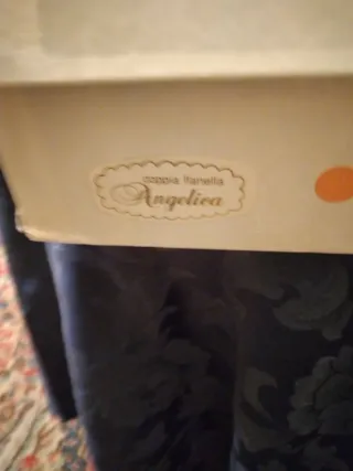 Lenzuola matrimoniali rosa con ricami