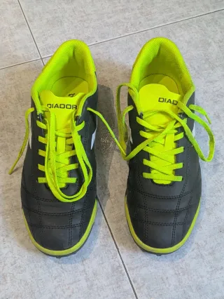 Scarpe da calcetto Diadora nere e verdi