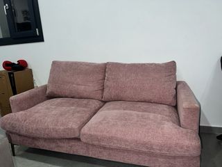 Sofá rosa palo 2 plazas (3 meses uso)