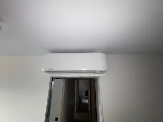 Reparación Aireacondicionado, carga de Gas.