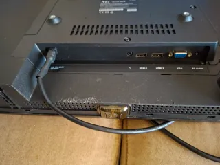 TV HD led NEI (avariada)