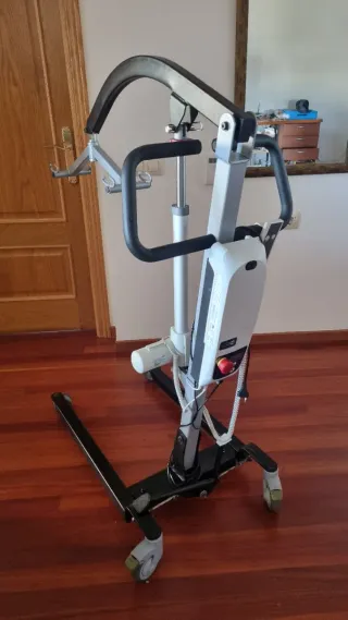 Grua para personas de movilidad reducida