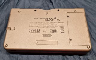 Nintendo DSi XL Console + Giochi
