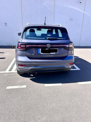 Volkswagen  T-cross R-line 11.200 kilometros