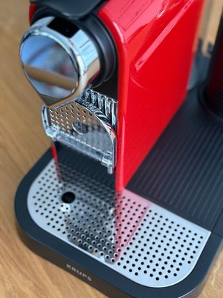 Cafetera Nespresso Krups Citiz Roja