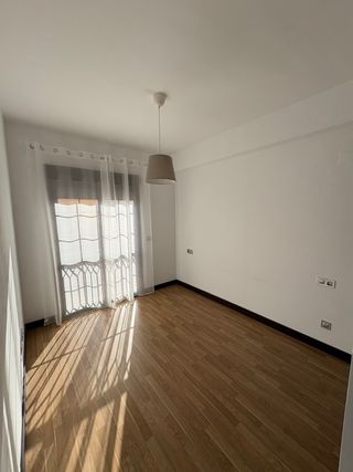 Piso en alquiler 2 habitaciones, 2 baños + garaje