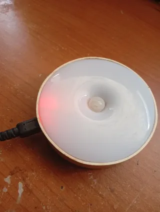 Luz de emergência com íman