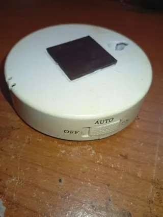 Luz de emergência com íman