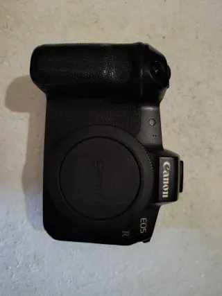 Canon EOS R