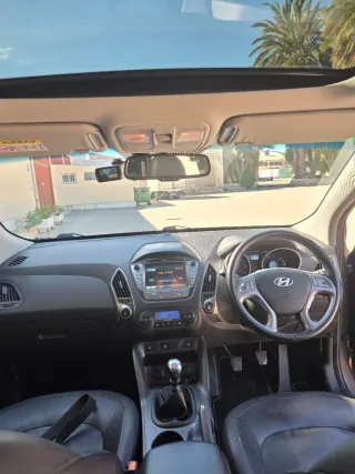 Hyundai ix35 2015 VOLANTE DERECHA PLACAS ESPAÑOLAS