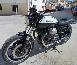Moto Guzzi SP 1000