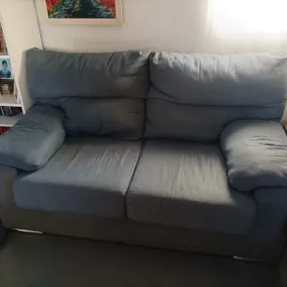Sofás de tela azul y gris