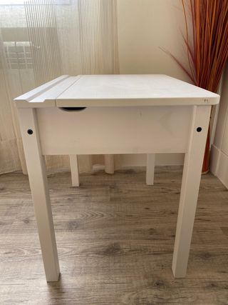 Pupitre y silla madera IKEA con cajonera