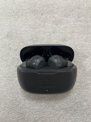 Auriculares JBL WAVE200TWS Negros 005