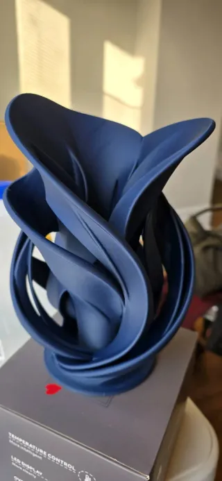 Vaso moderno bianco in plastica