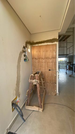 Electricidad y pintura