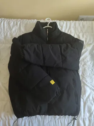 Chaqueta acolchada negra